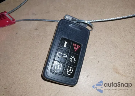 2011 Volvo S60 T6 from USA, damaged, VIN YV1902FHXB2006079